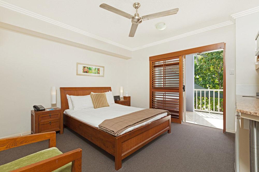 Aparthotel Mantra Aqueous On Port Port Douglas Exterior foto