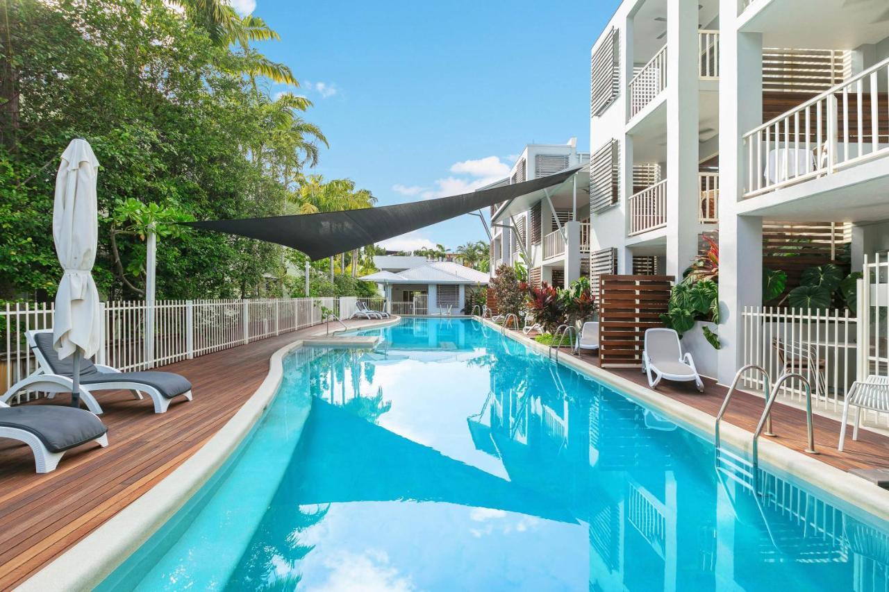Aparthotel Mantra Aqueous On Port Port Douglas Exterior foto
